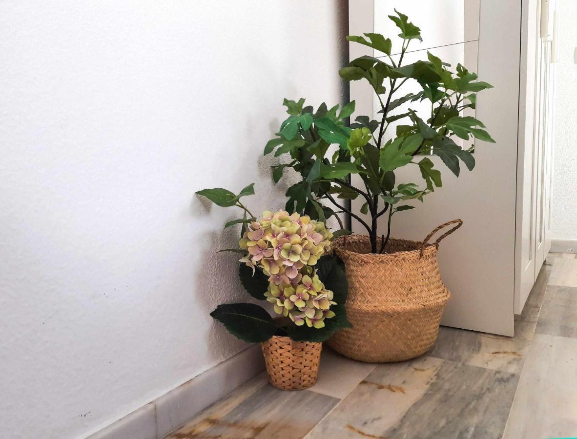 Lovely Center Apartments - Sunny Balcony Alfalfa Sevilla Exterior foto