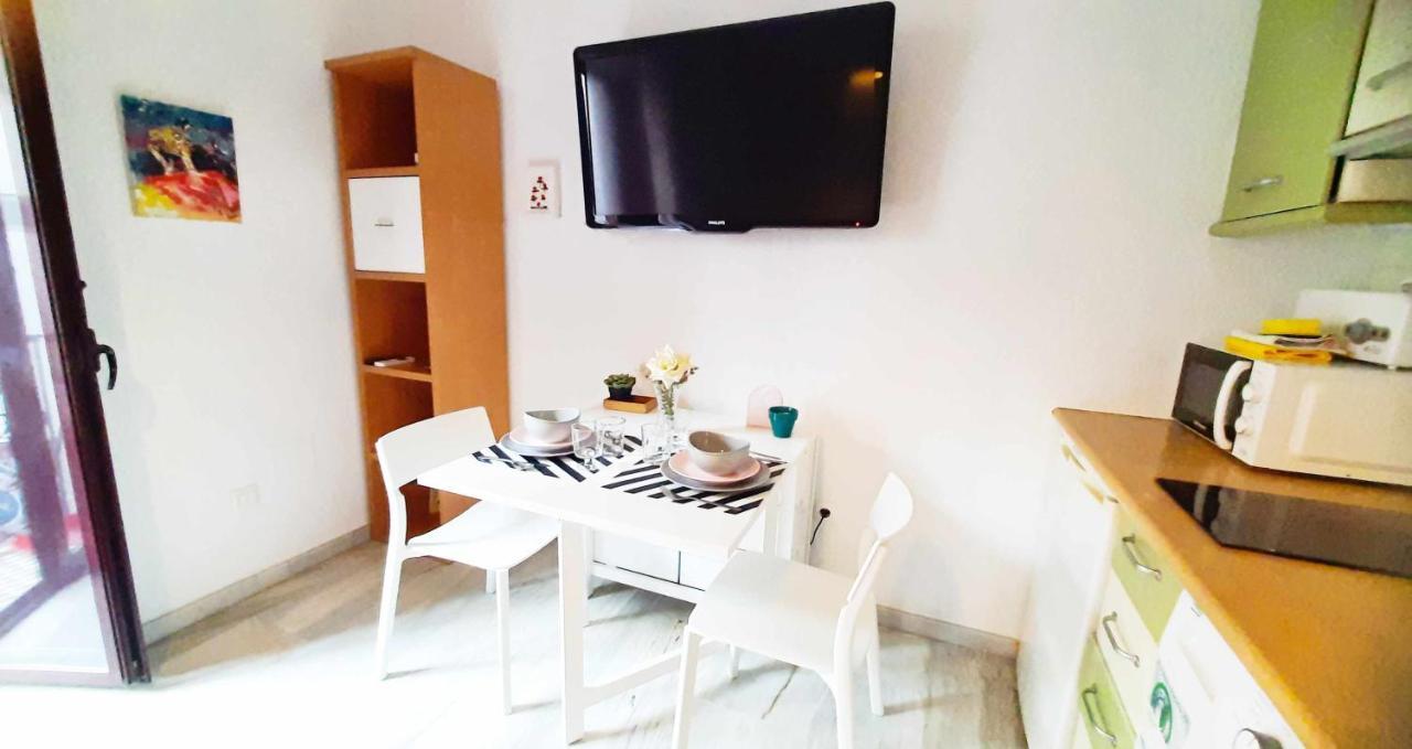 Lovely Center Apartments - Sunny Balcony Alfalfa Sevilla Exterior foto